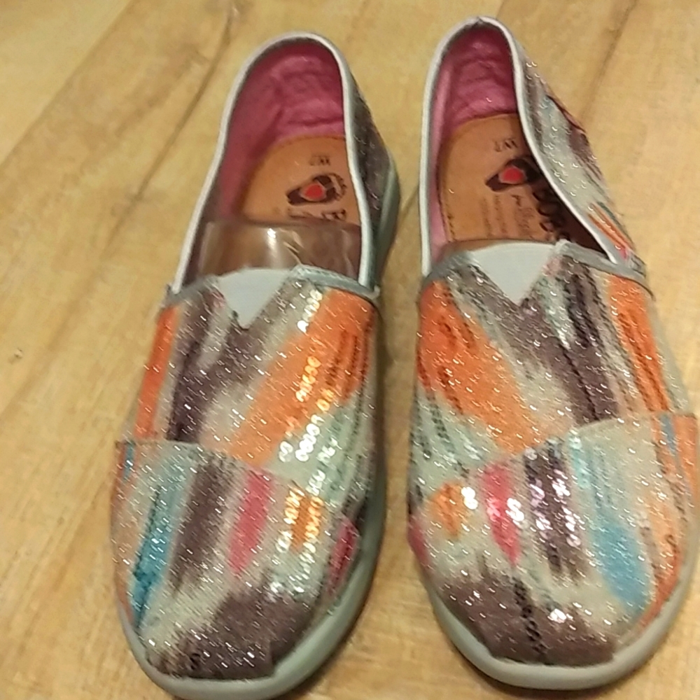Sparkly & Colorful Bob's from Skechers, Like New - Size W7